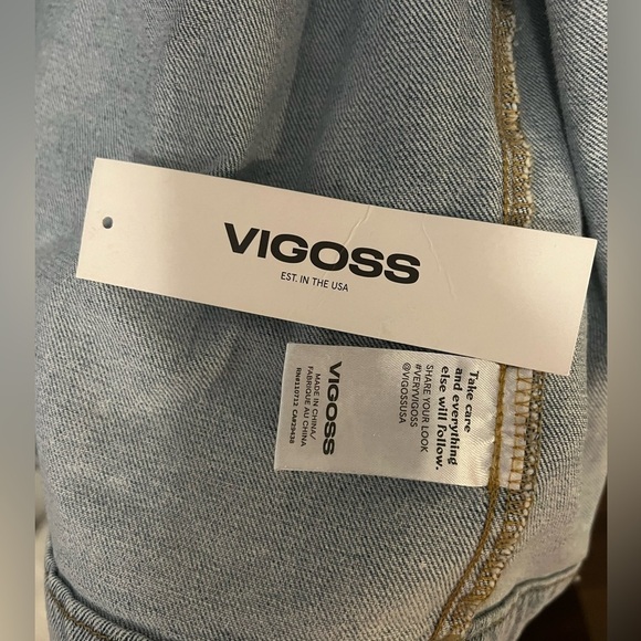 NWT Vigoss denim blue jean jacket with fringe 100% cotton size large - Picture 3 of 12